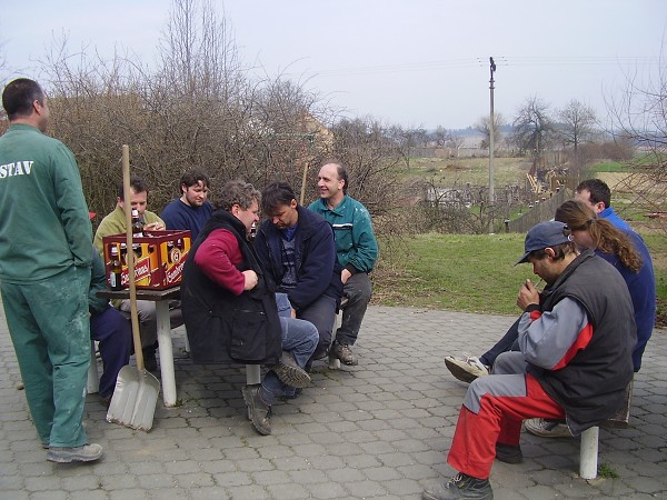 OLYMPUS DIGITAL CAMERA         